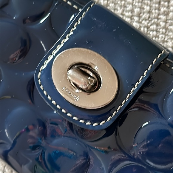 New Coach Purse Wallet - Picture 5 of 6